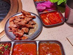 -Ant 蚂蚁洞烤肉·大营地(上海静安大悦城店)