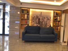 -逸米精选公寓(广州火车站西村地铁站店)