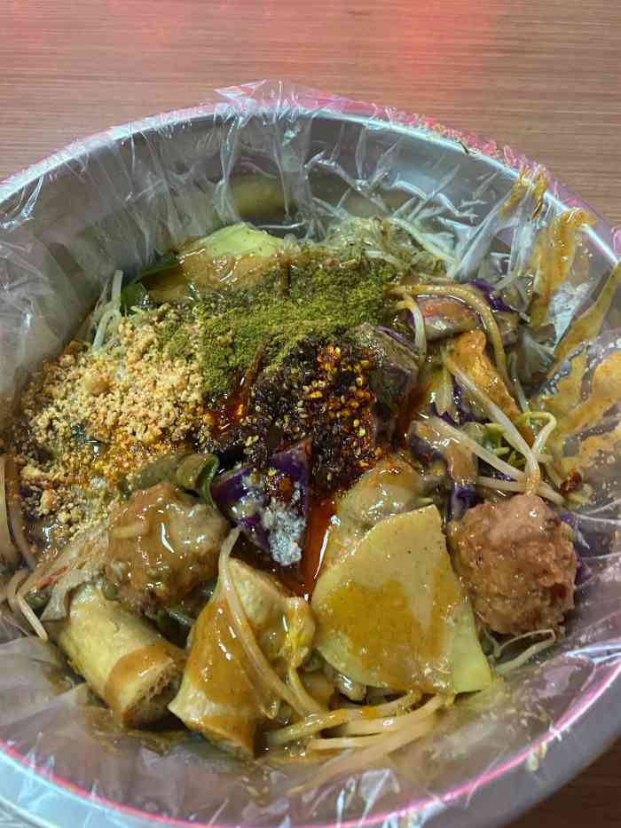 陈记麻辣烫-"心心念的来了 门口停车不太方便转了三圈才.