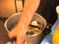 -千岛蚝高压锅生蚝·人参火锅(白云万达店)