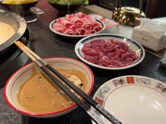 手作瀑布牛肉-山城棒棒军手作火锅·天花板手撕水牛鲜毛肚(北京店)