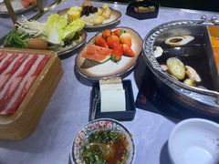 -一绪に寿喜烧自助(世茂广场店)