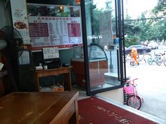 靠窗位-面爸爸豆瓣抄手(贝森旗舰店)