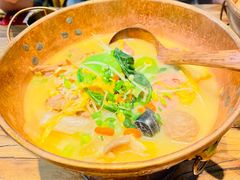 -成都你六姐·牛肉冒菜(上海环宇荟店)