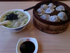 -鸡鸣汤包(长虹路店)