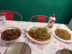 -堂瓦里·33年传统赣菜(第一街区店)