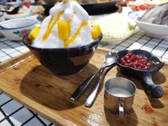 -董眼镜火锅(洪崖洞总店)