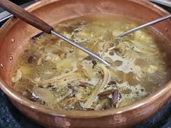 -阿山卓·野生菌火锅·纳西火塘烤肉