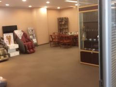 -天津波士信达奔驰4S店(卫津南路店)