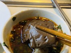 -海底捞火锅(威高广场店)