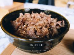 烤牛肉盖饭-自由之丘