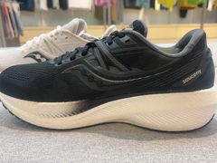 -枫叶小镇奥特莱斯