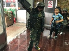 -亲兄弟真人CS团建拓展基地