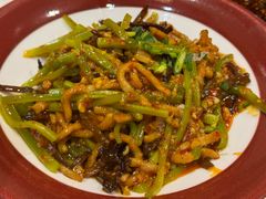 鱼香肉丝-新川办餐厅