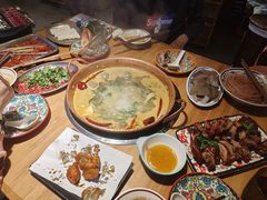 -洱火云南酸菜牛肉火锅(石景山当代商城店)