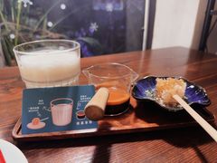 -默迹咖啡馆