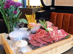 -铭牛烧肉·和牛海鲜自助(高新月牙湖店)