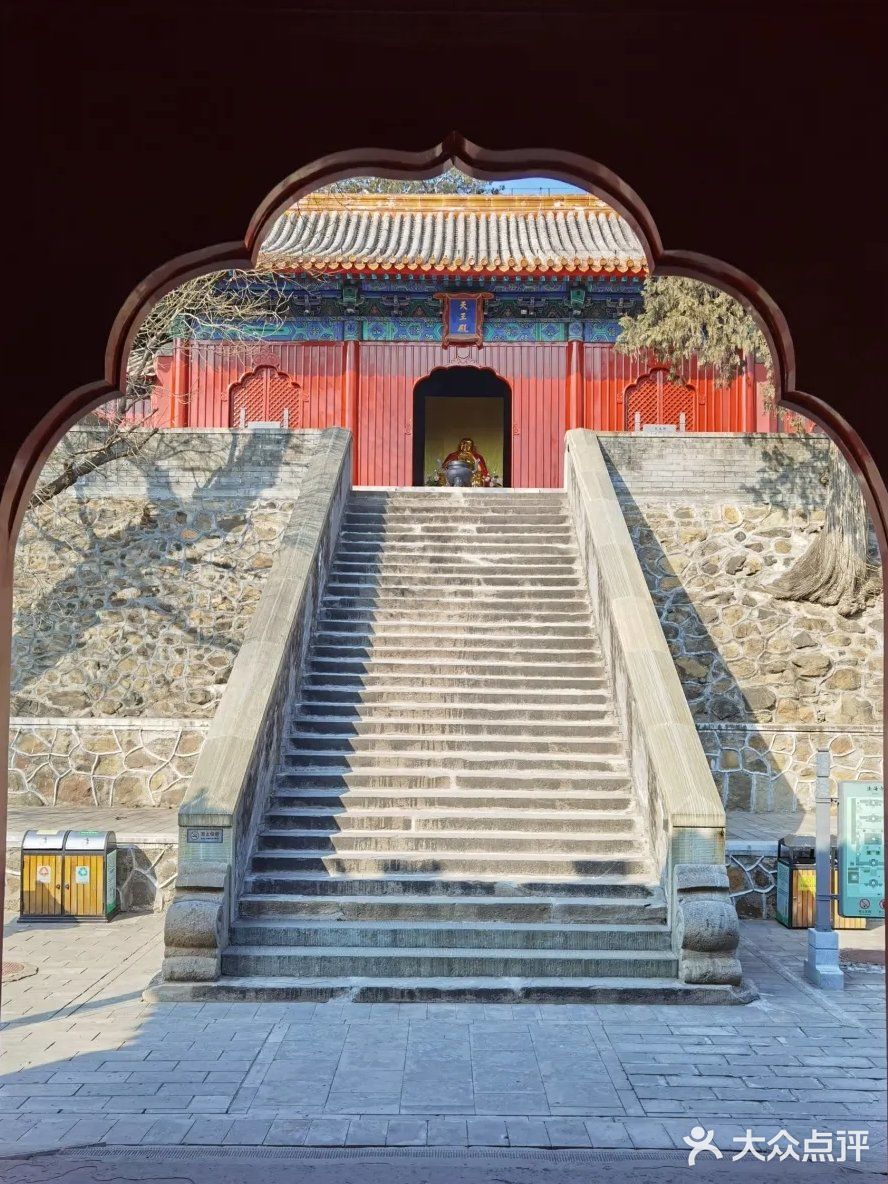 法海寺壁画的精美可与莫高窟比肩