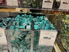 -VENCHI 闻绮(北京国贸商城店)