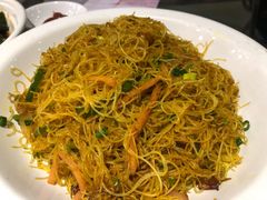 星洲炒米粉-粤·向群饭店(龙津东路总店)