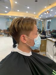 -八佰伴8008星级形象店