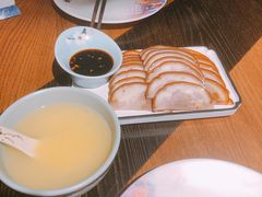 三少酱肘子-娄三少春饼·烤鸭(合生汇购物中心店)