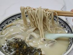 -明呈黄鱼面馆(斜土路店)