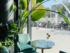 -chenity  cafe