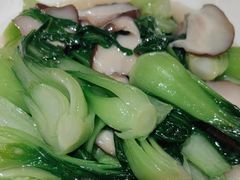 -渝信川菜 · 川味家常菜(财富购物中心店)