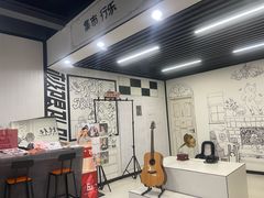 -极限PLAY运动娱乐新世界·团建派对潮玩休闲馆·室内蹦极高空游乐园