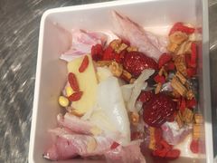 -马家斑.鲜鱼火锅(松湖万科店)
