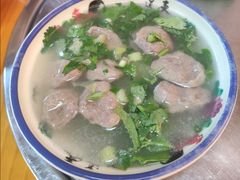 汕尾牛肉饼汤-明姨仔潮汕美食·碳炉猪脚·汕尾牛腩饭·起片鸡煲(起义路店)