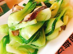 香菇菜心-忠义小酒馆(田东店)