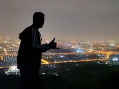 -鬼笑石后山停车场