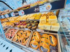 -85度C(生甜甜圈研究工坊·上海平凉店)