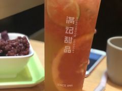 -满记甜品(友谊国贸城店)