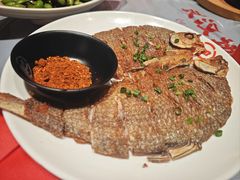 香煎武昌鱼-肥肥虾庄·金牌油焖大虾(杨园滨江时代walk店)