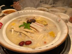 招牌猪骨煲-三人行骨头王火锅(长寿店)