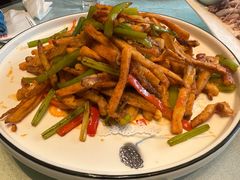 干煸龙须野生菌-大连湾旭日饭店(大连湾店)