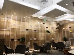 大堂-奈雪的茶(市百一店)