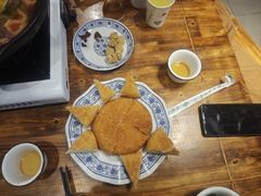 -乡土特色.冷锅鱼.牦牛肉汤锅