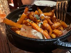 黑松露薯条-BROWNSTONE布朗石西班牙餐厅(富城店)