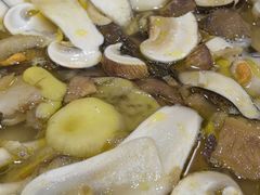 -菌之家·专业纯野生菌火锅·特色炒菌