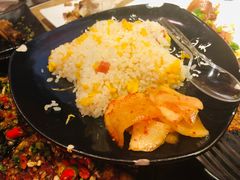 -何师烧烤Pro ·江湖川菜·小龙虾·精酿(太古里旗舰店)