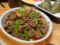 小炒黄牛肉-周大厨辣椒炒肉(巨龙路店)