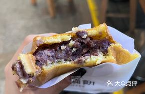 Classic Red Bean Wheel Cake