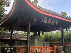 -峨眉山报国寺