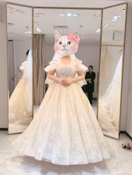 点击看大图 -GRACE KELLY婚纱与礼服(北京店)