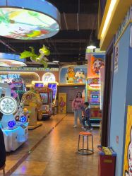 -卡通尼乐园(荟聚中心店)