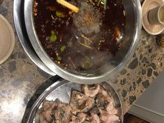 -肖肖酸萝卜鱼火锅(总店)